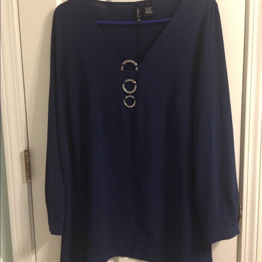 NWOT Curvy 1X Navy Tunic